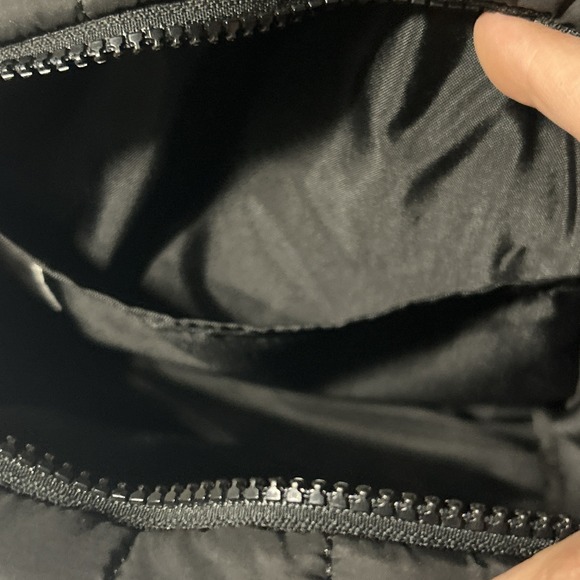 Reebok Puffer Backpack Sling Bag Black - Picture 8 of 10